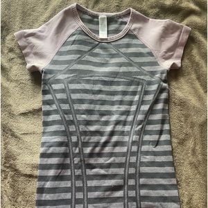 Ivivva fly tech short sleeve